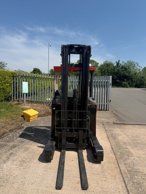 Toyota RRE160H Reach Truck - Image 3
