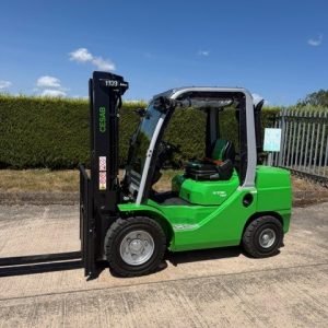 Cesab/Toyota M330DV Diesel Powered