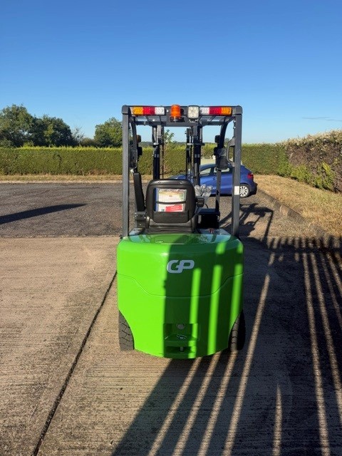 New Green Power ECO18 electric counterbalance - Image 2
