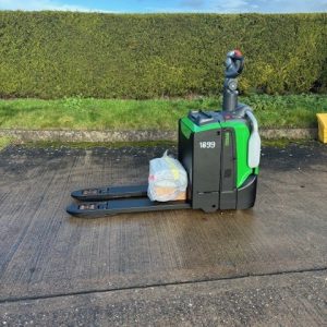 Brand new Cesab P320 Fully electric ride on pallet truck